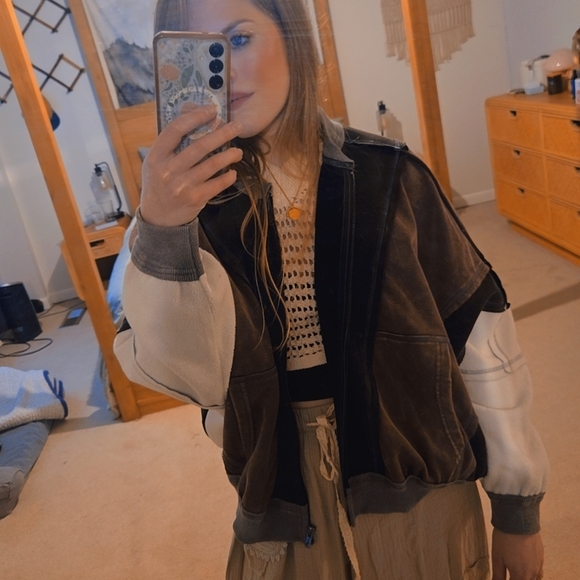 {Aemi} Colorblock Bomber Jacket - Picture 3 of 5